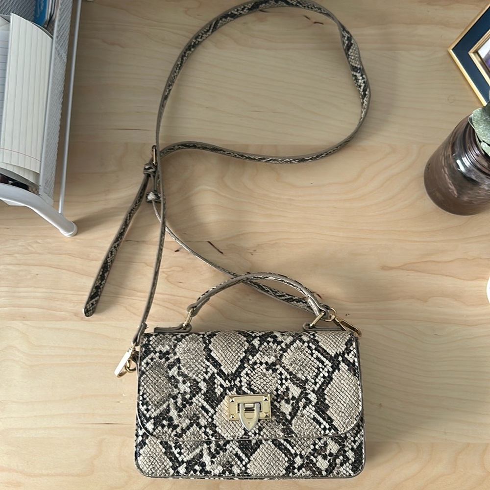 Faux croc cross body purse / can also be used as clutch